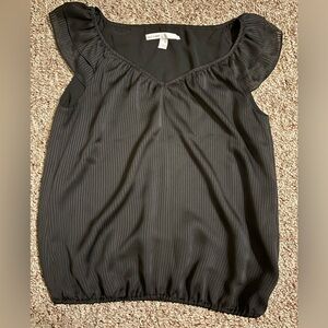 ⬇️Old Navy XS black semi-sheer top